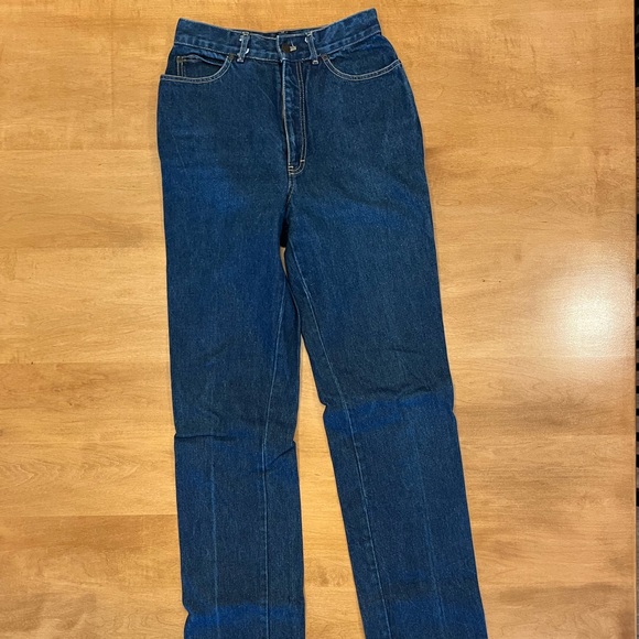 Vintage late 70s or early 80s dark-denim jeans by Calvin Klein (black tag) - Picture 2 of 8